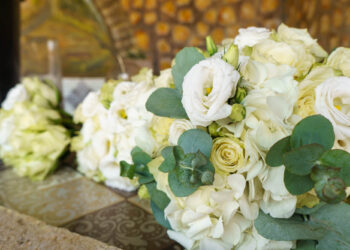 Στολισμός γάμου σε ξωκκλήσι