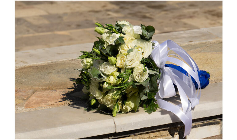 Στολισμός γάμου σε εκκλησία